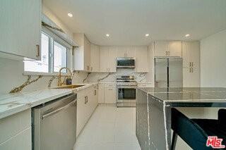 840 18th St #1 - Photo 7 of 8