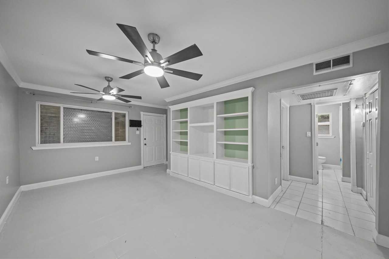 4040 San Felipe St - Photo 3 of 17