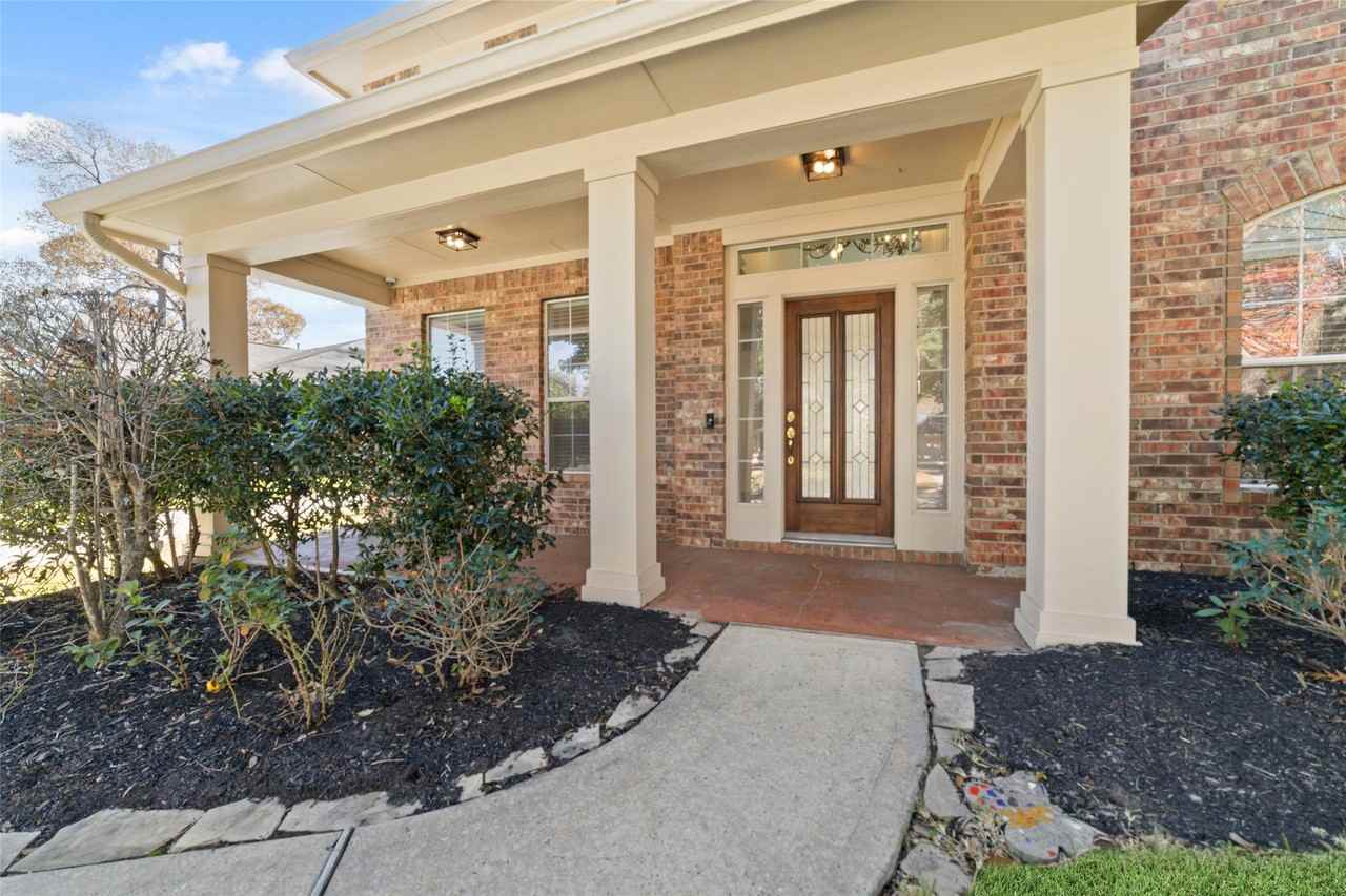 2618 Bridgestone Park Ln - Photo 5 of 49