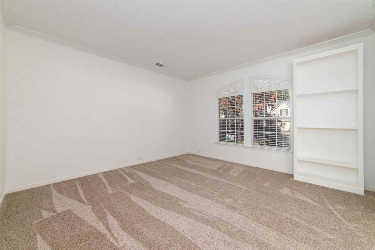 2618 Bridgestone Park Ln - Photo 7 of 49