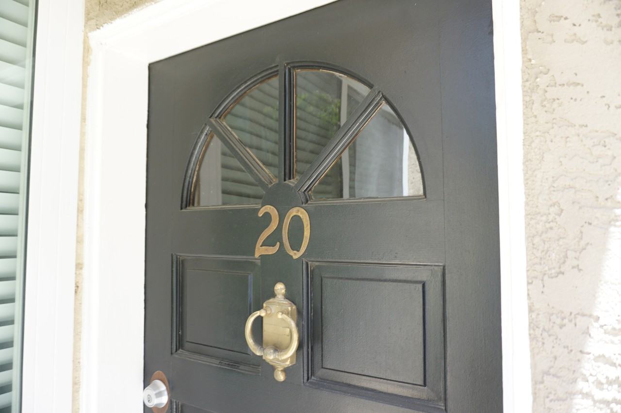 4610 Densmore Ave - Photo 7 of 50