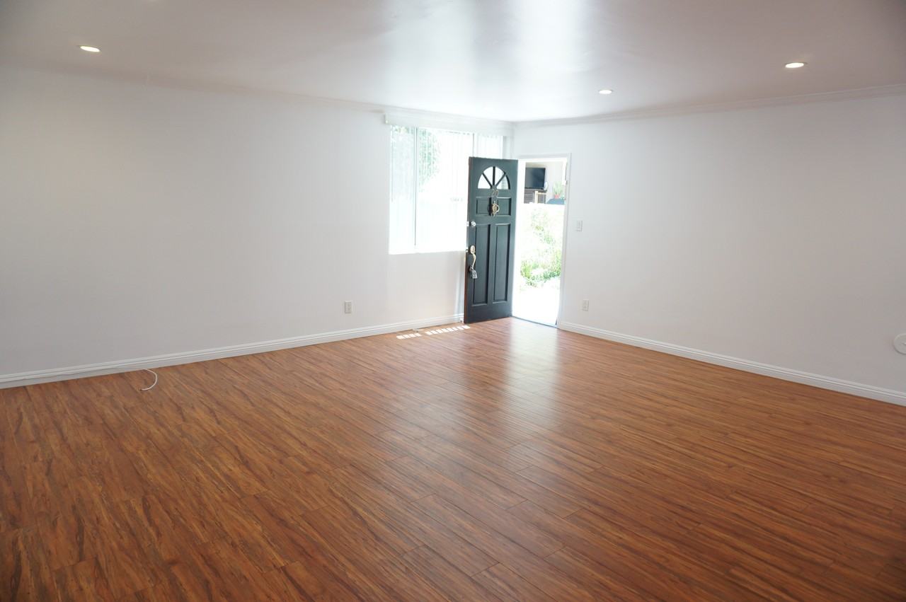 4610 Densmore Ave - Photo 4 of 50