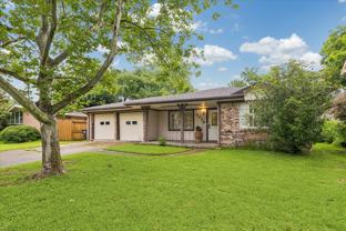 5526 Grape St - Photo 1 of 1