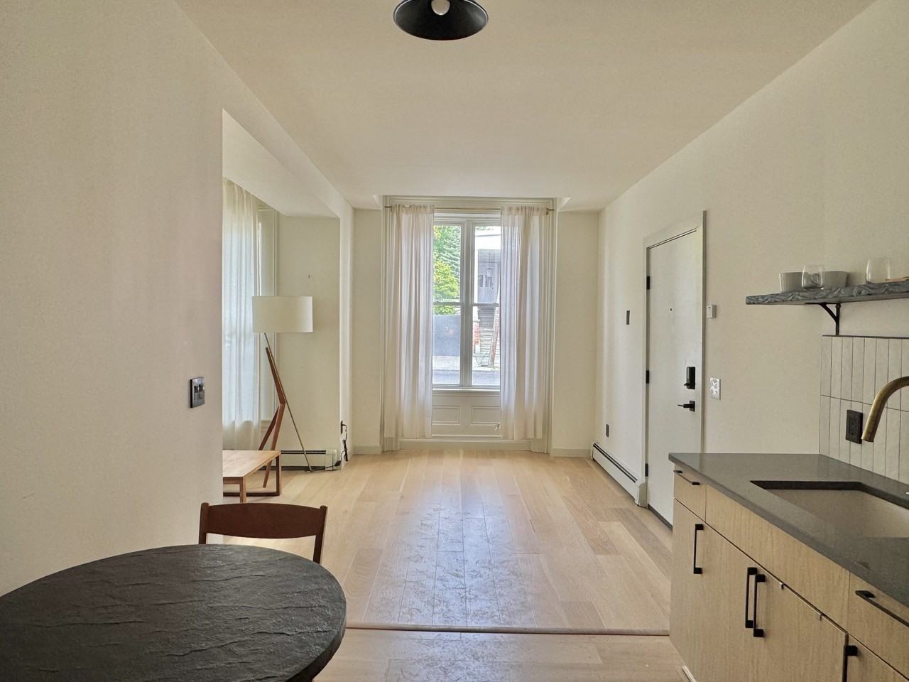 261 Main St - Photo 7 of 11