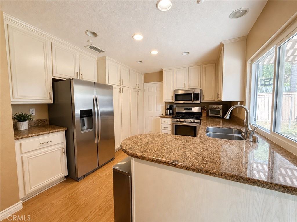 2549 Paseo Tortuga - Photo 2 of 11