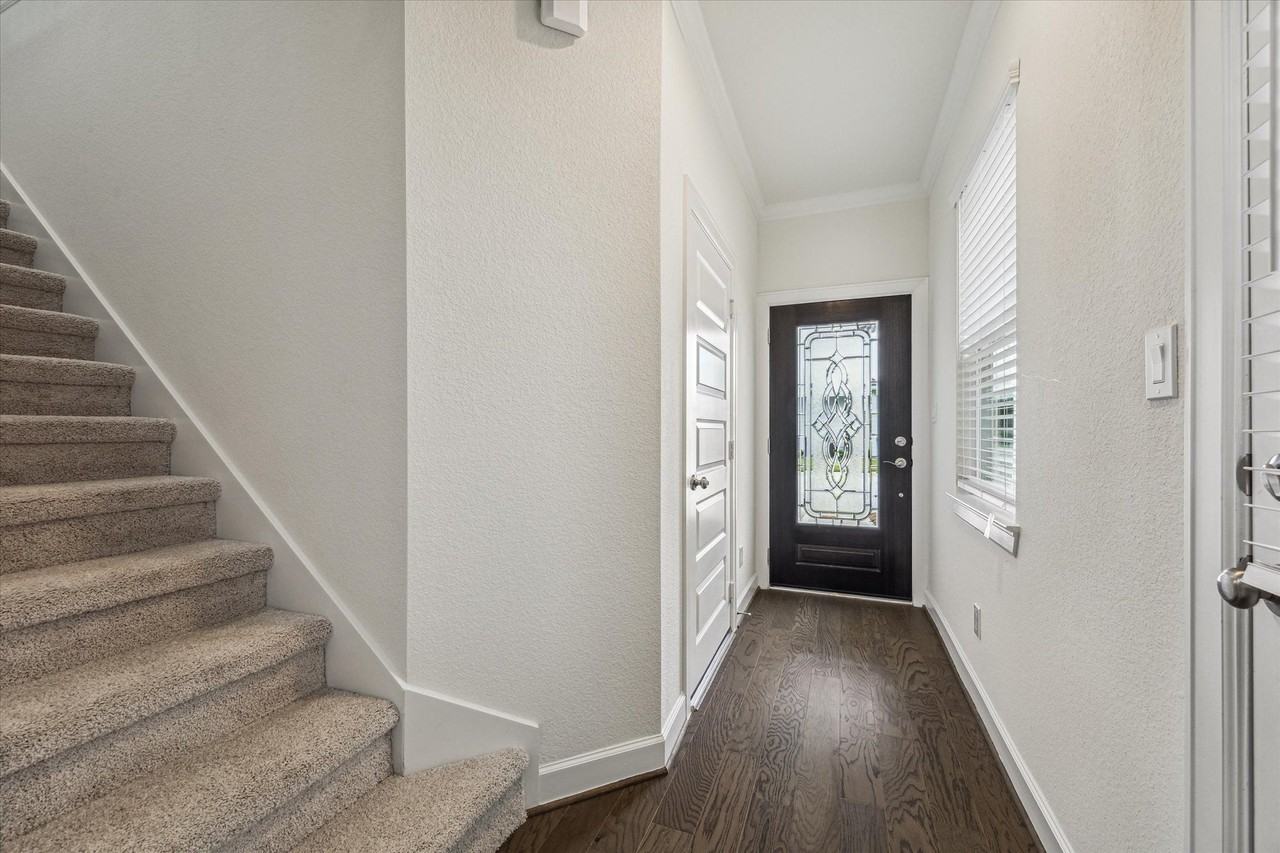 1906 Honey Mound Dr - Photo 2 of 20
