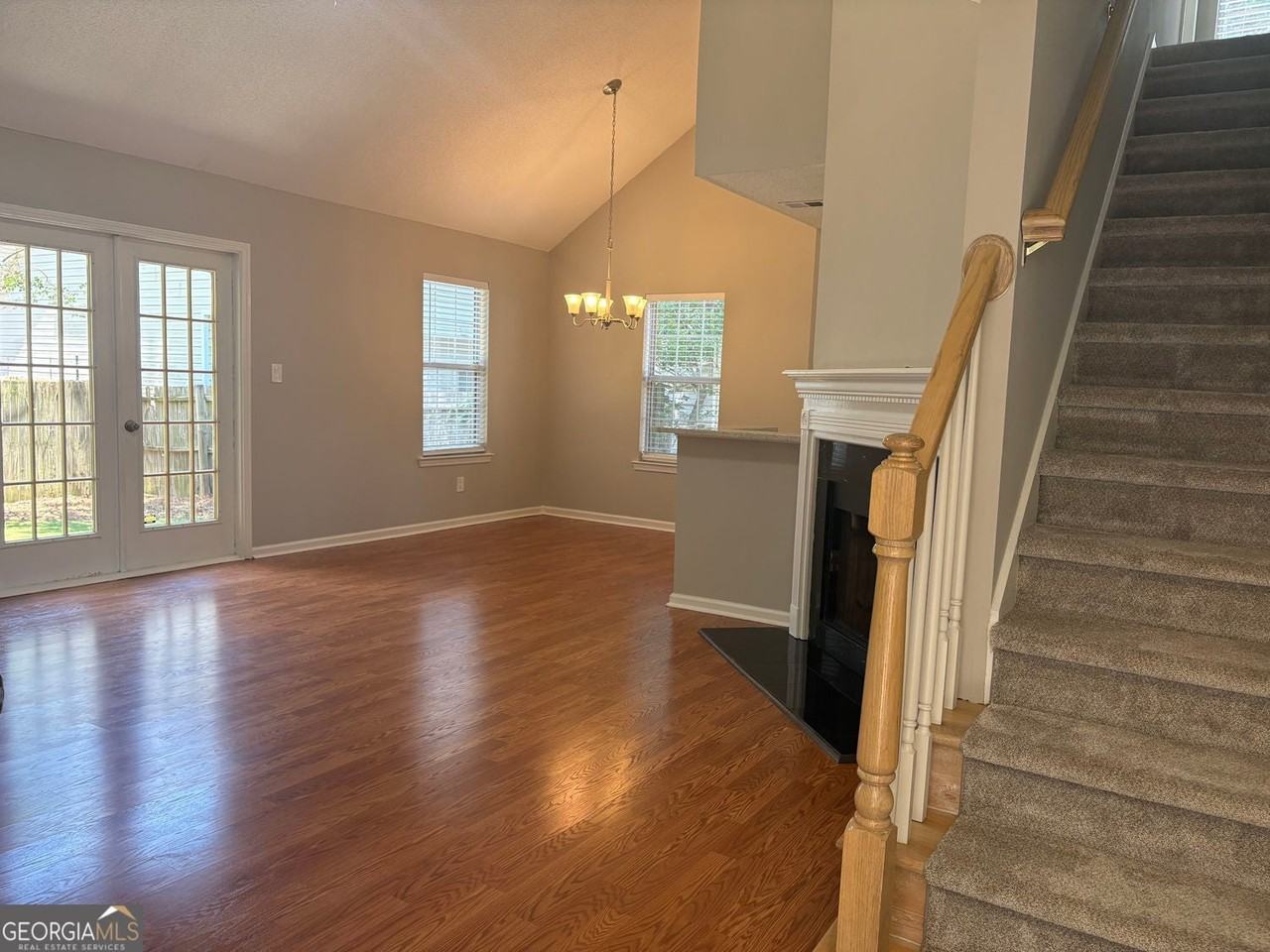 304 Everdale Rd - Photo 4 of 26