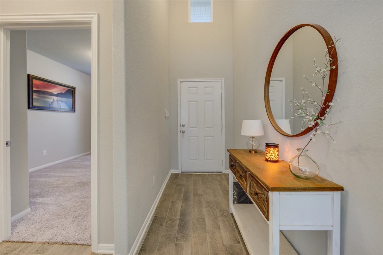 5439 Rustic Ruby Dr - Photo 5 of 41
