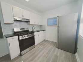 1462 Summer St #1 - Photo 1 of 1