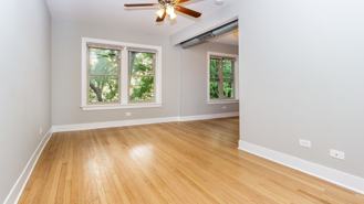 2341 W Ainslie St #1 - Photo 1 of 1