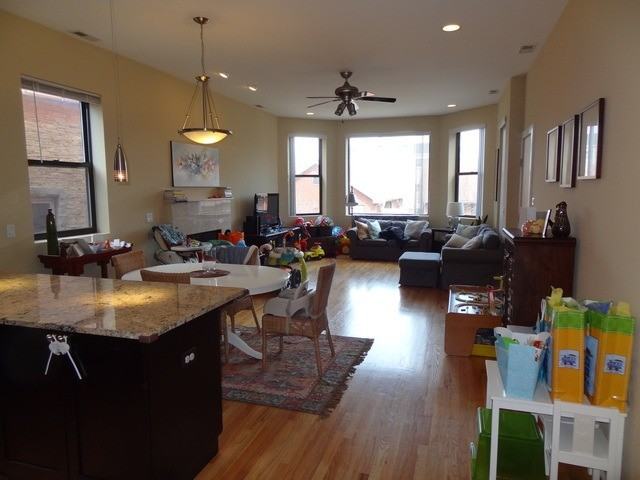 2151 W Evergreen Ave #302 - Photo 2 of 14