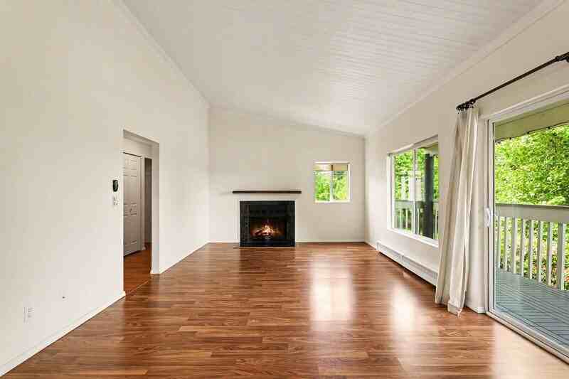 4403 216th St Sw #C - Photo 3 of 26