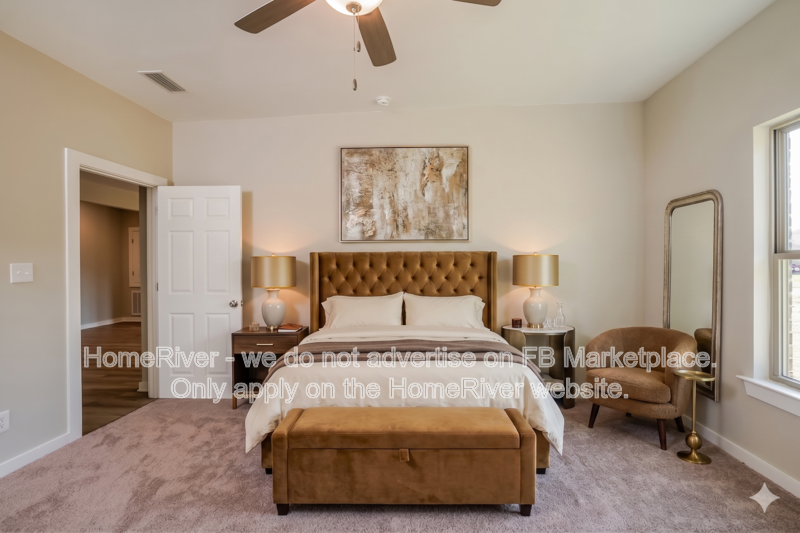 819 Temple St - Photo 3 of 17