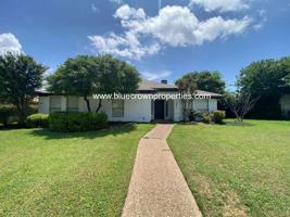 featured image of 3736 Solarium Pl