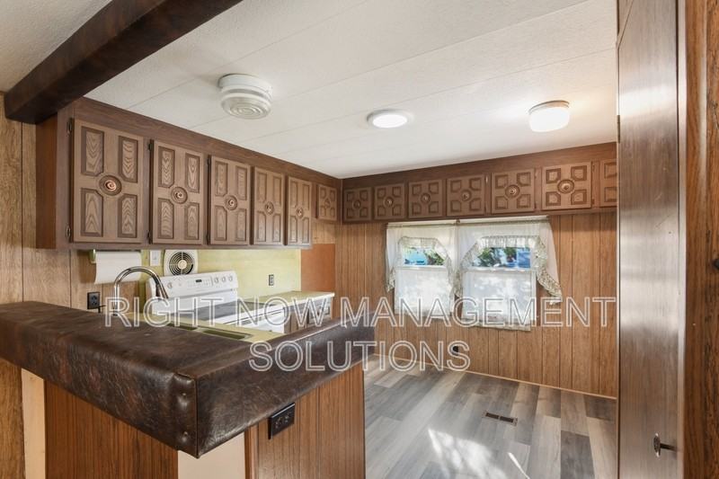3688 S Durham Way - Photo 5 of 18
