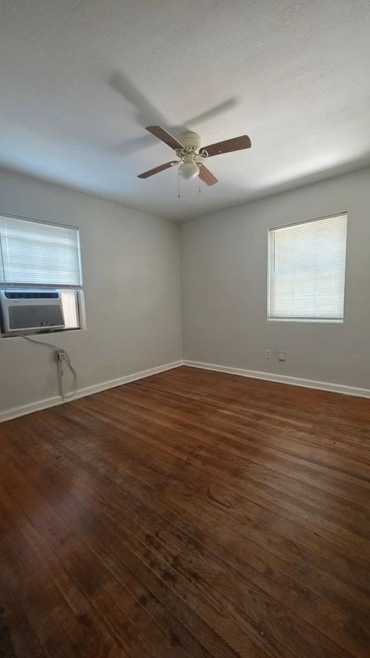 903 7th Ave Apt A - Photo 6 of 8