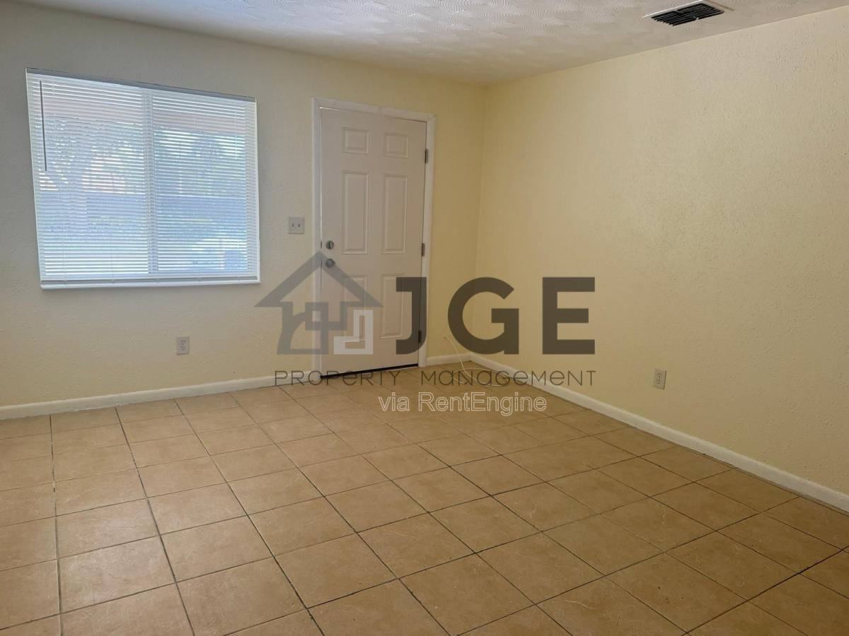 2351 Lafayette St - Photo 3 of 10