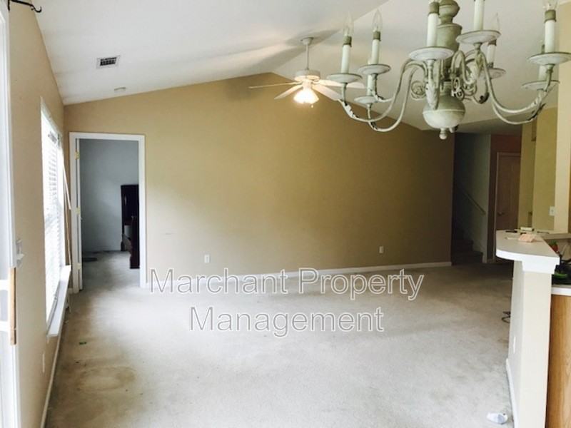 776 Waterbrook Ln - Photo 4 of 23