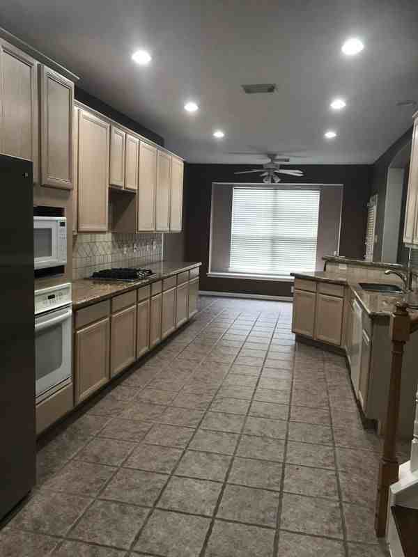 18138 Delta Estates Ct - Photo 7 of 11