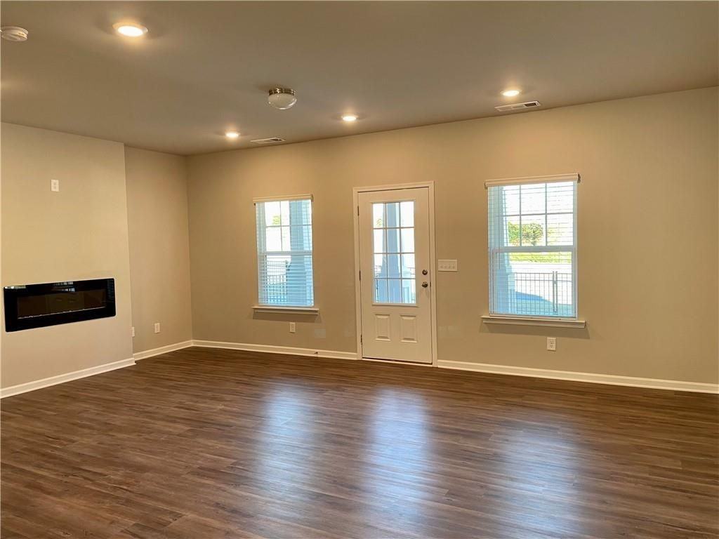 511 Ruths Dr - Photo 7 of 14