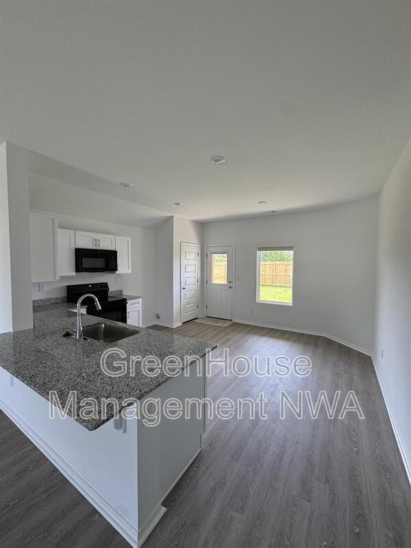 2637 E Gila Way - Photo 6 of 29
