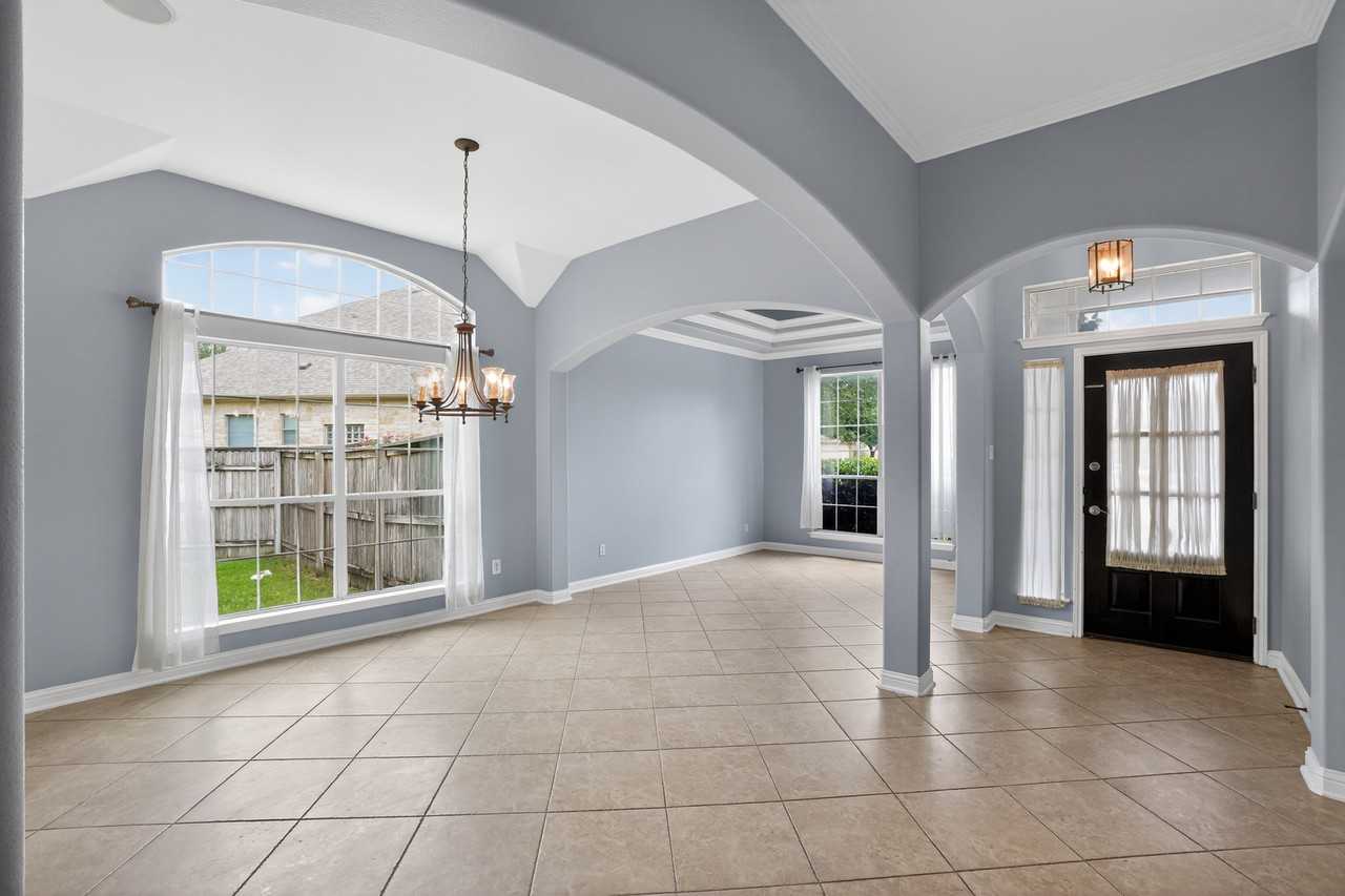 2908 Cortes Ct - Photo 7 of 15