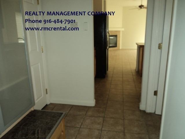 271 Vista Cove Cir - Photo 6 of 38