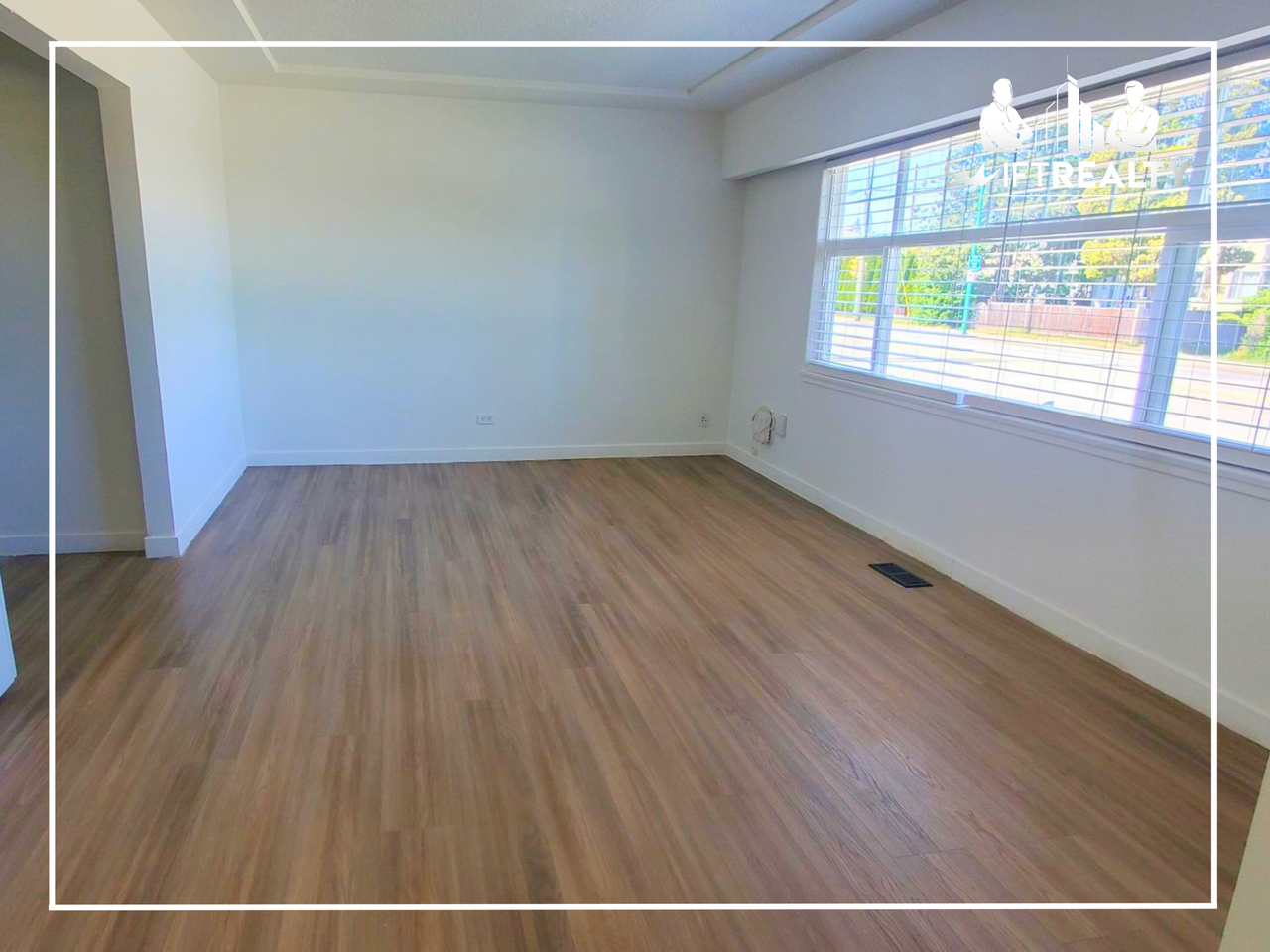 7429 Canada Way - Photo 3 of 14