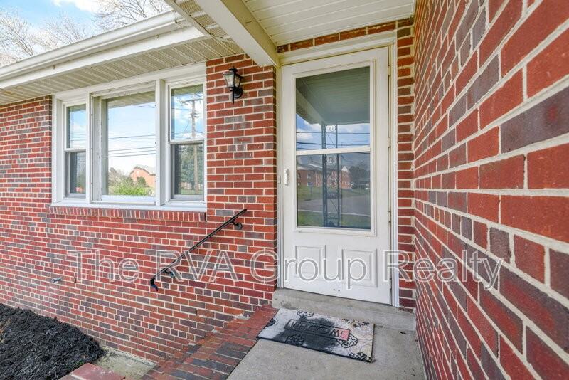 2201 Lydell Dr - Photo 4 of 50