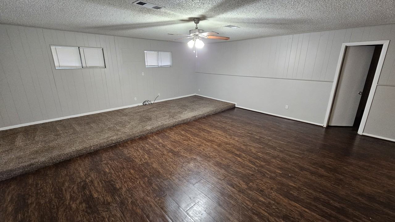 7325 Boggess Rd - Photo 5 of 19