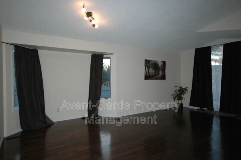 5203 187 St Nw - Photo 5 of 31