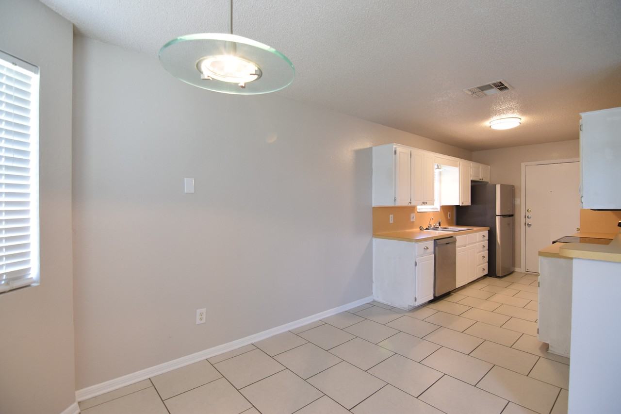 4100 Sand Dollar Dr - Photo 4 of 20