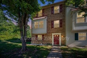 featured image of 610 Kensington Dr