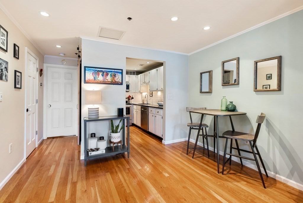 25 Main St #B - Photo 5 of 20
