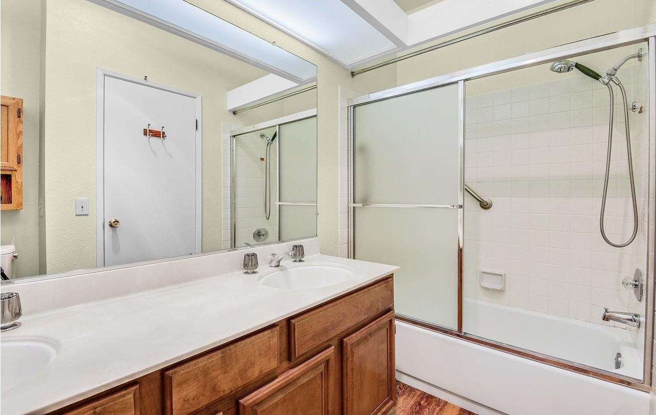 3443 Pepperwood Ter - Photo 5 of 32