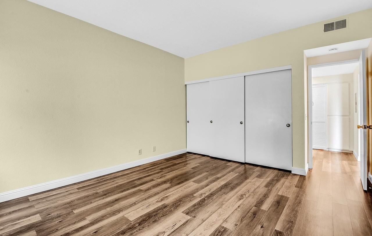 3443 Pepperwood Ter - Photo 7 of 32