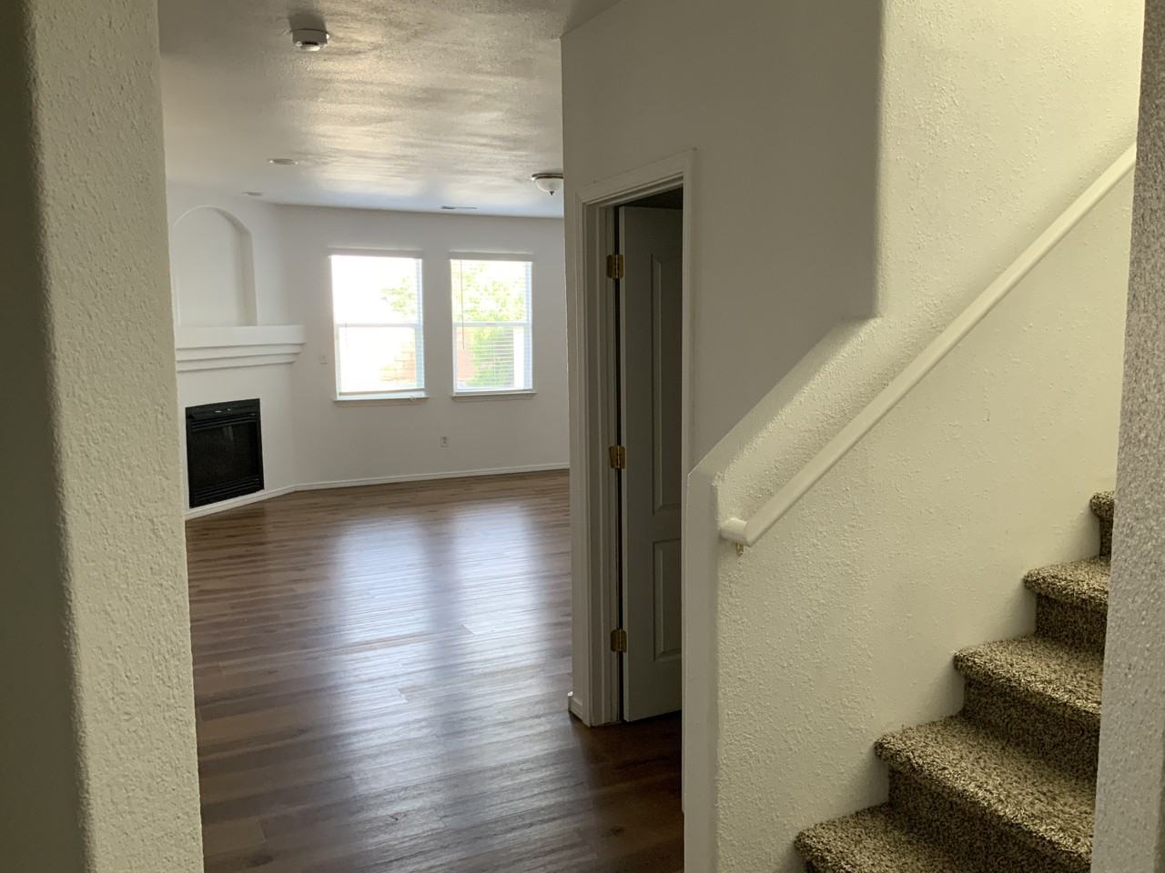 321 Big Sky Ave Sw - Photo 3 of 32