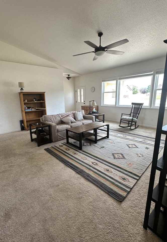 421 Gold Canon Rd - Photo 2 of 18
