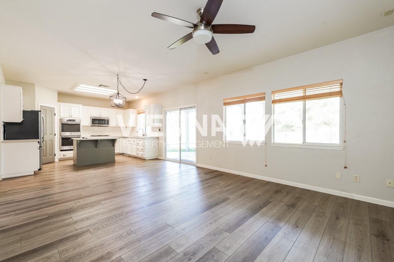 6506 Jackson Dr - Photo 5 of 20