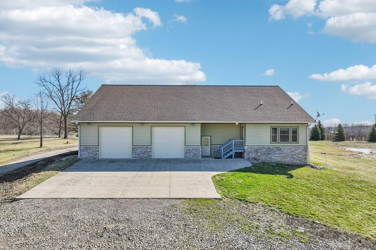 4750 S Zeeb Rd - Photo 4 of 23