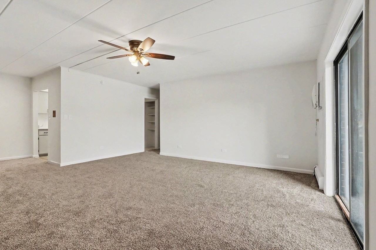 228 E Bailey Rd - Photo 4 of 15