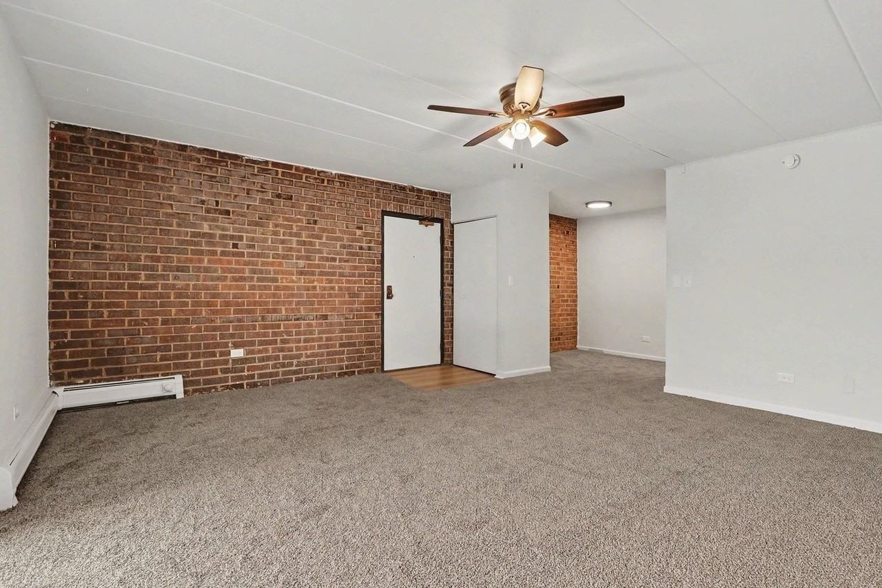 228 E Bailey Rd - Photo 6 of 15