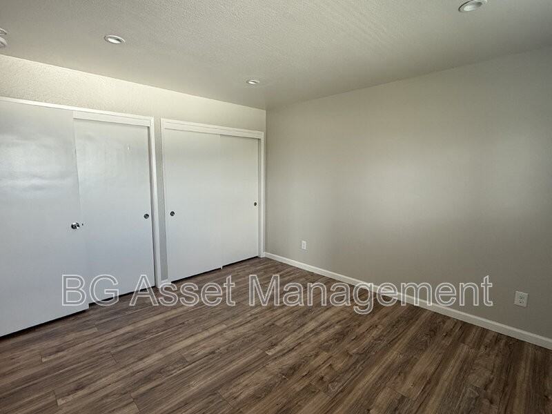 50 Frey Pl #4 - Photo 3 of 17