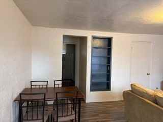 1502 Gold Ave Se - Photo 4 of 11