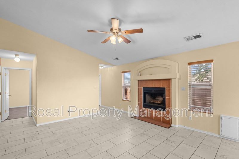 2305 Maiden Grass Rd Nw - Photo 4 of 17