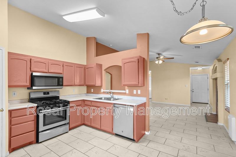 2305 Maiden Grass Rd Nw - Photo 6 of 17