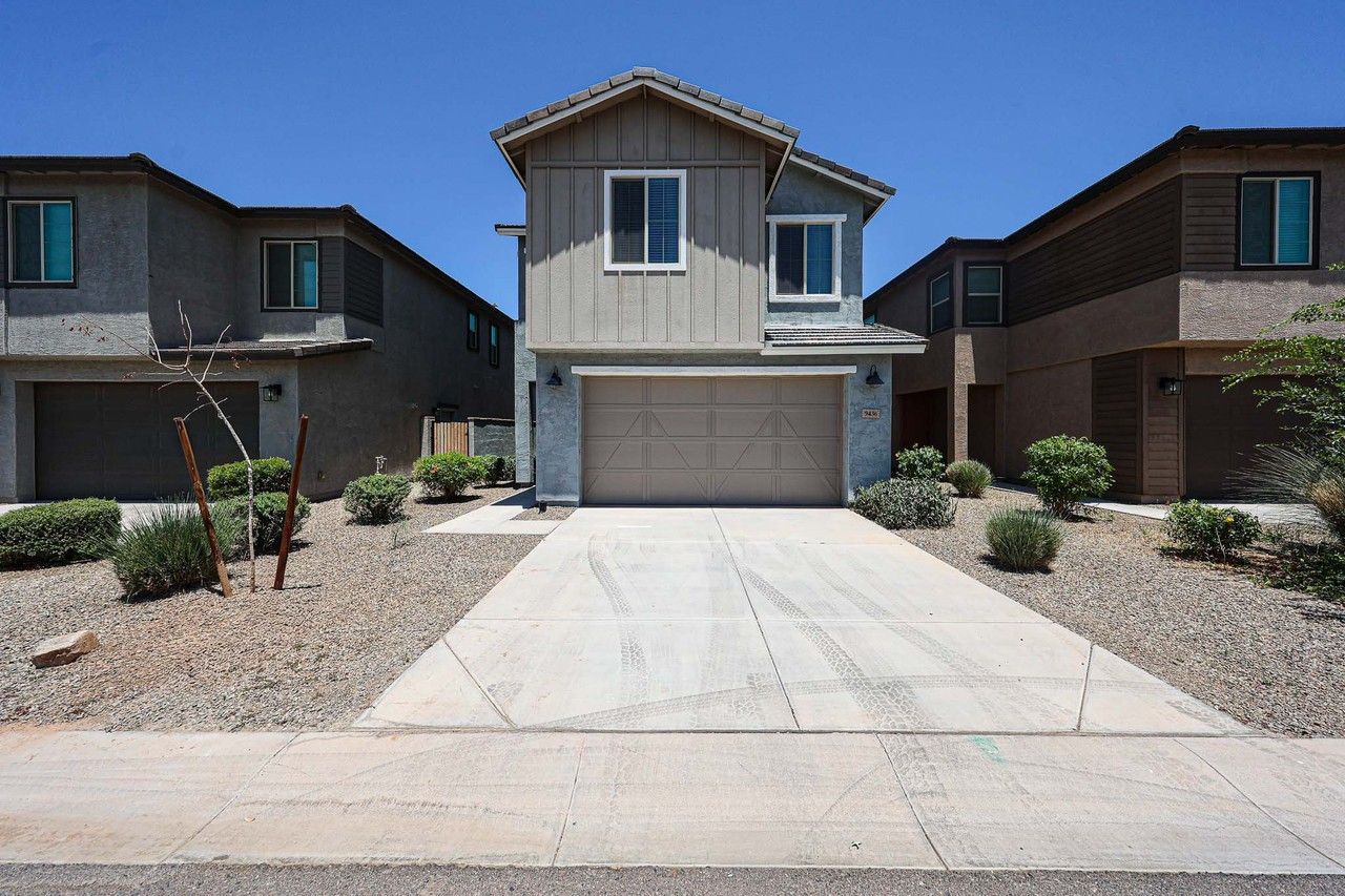 9436 E Supernova Dr - Photo 3 of 43
