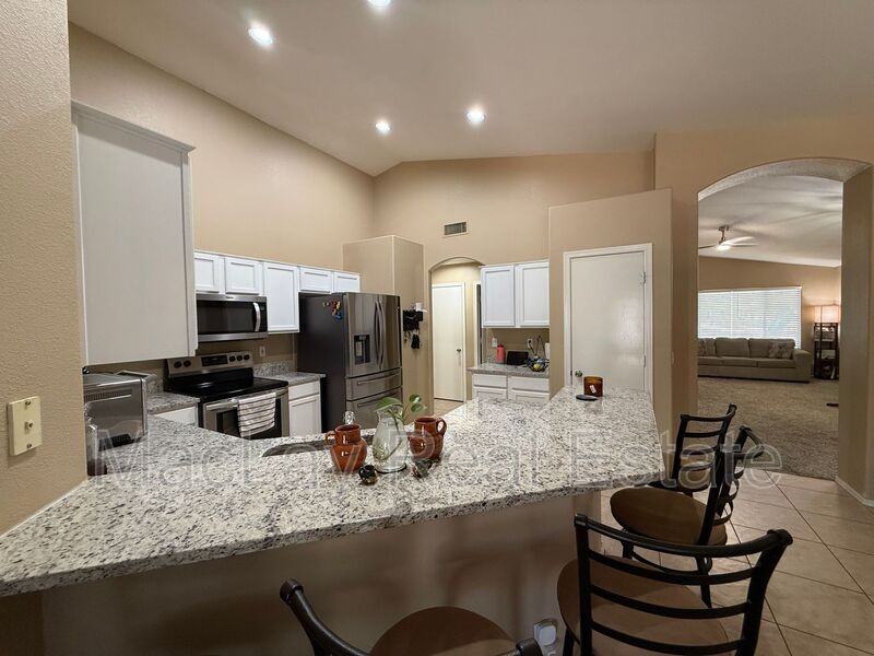 450 W Musket Pl - Photo 4 of 22