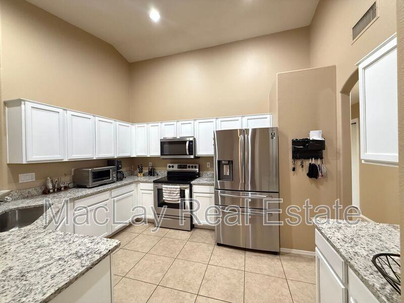 450 W Musket Pl - Photo 5 of 22