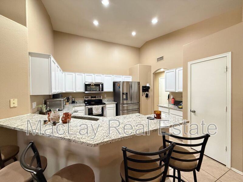 450 W Musket Pl - Photo 6 of 22